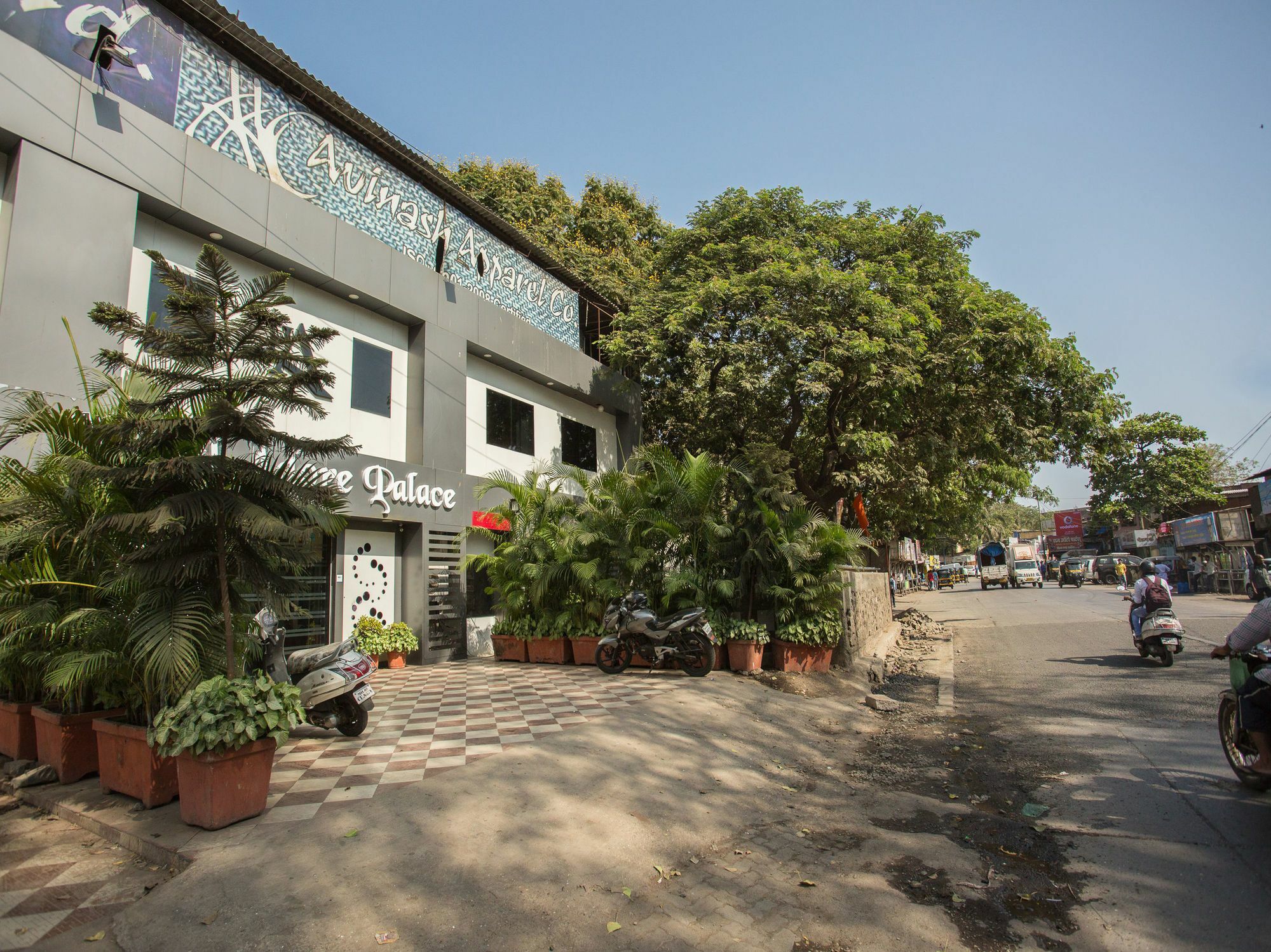 Lodge Adore Palace Mumbai (Bombay)